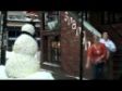 Newsbeast.gr - Τρομακτικός χιονάνθρωπος